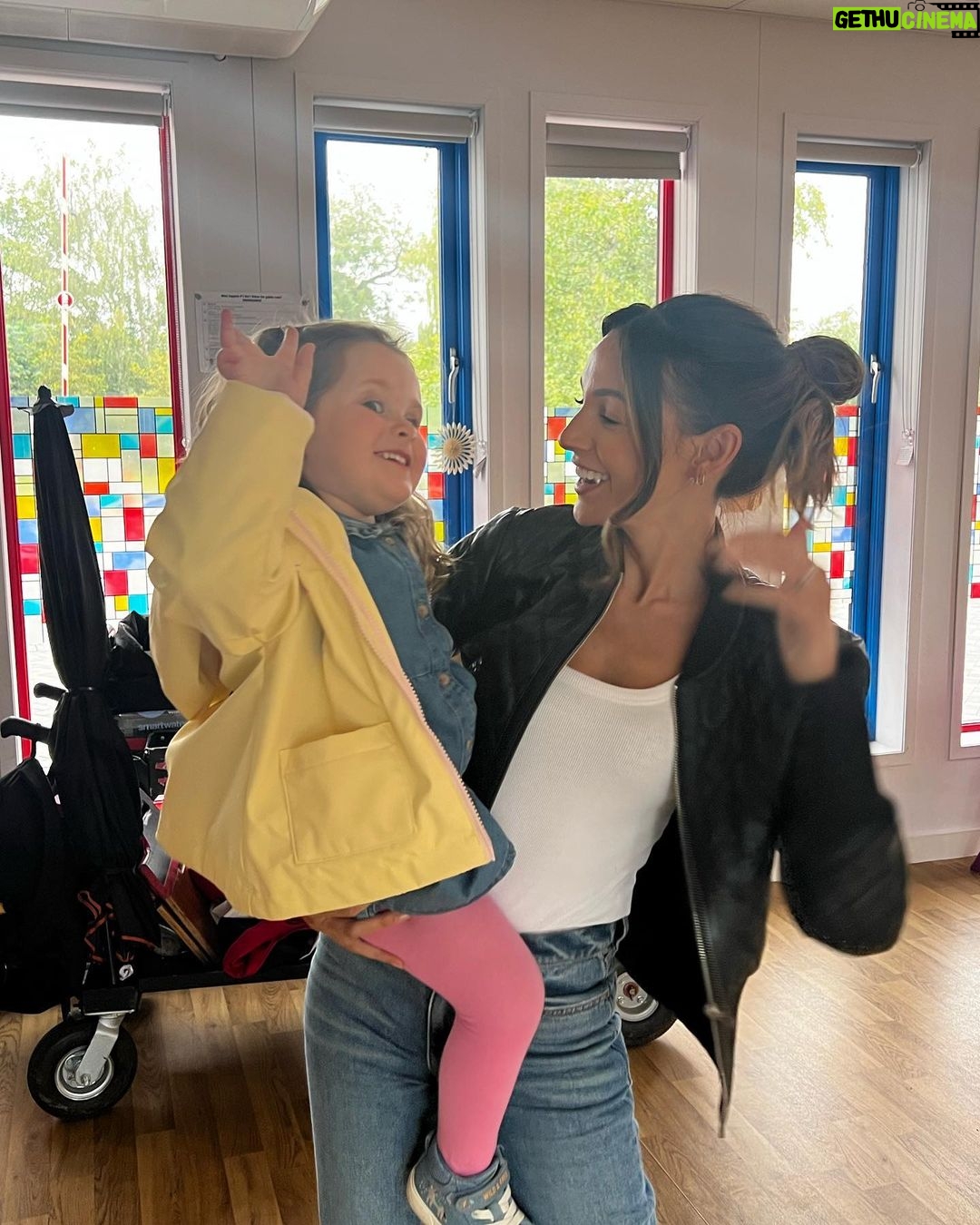 Michelle Keegan Instagram - That’s a wrap on Fool Me Once, and a final goodbye to Maya. 😭 Thank you to all the cast, crew & production team who made the past 6 months extra special… this was a once in a lifetime job for me and I never took it for granted, not once. What a ride it’s been. ❤️🎬 Cant WAIT for you all to see it. @netflixuk @quaystreetproductions @harlancoben