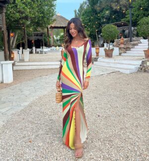 Michelle Keegan Instagram - 🌈🏝️🍊☀️💜🥥
