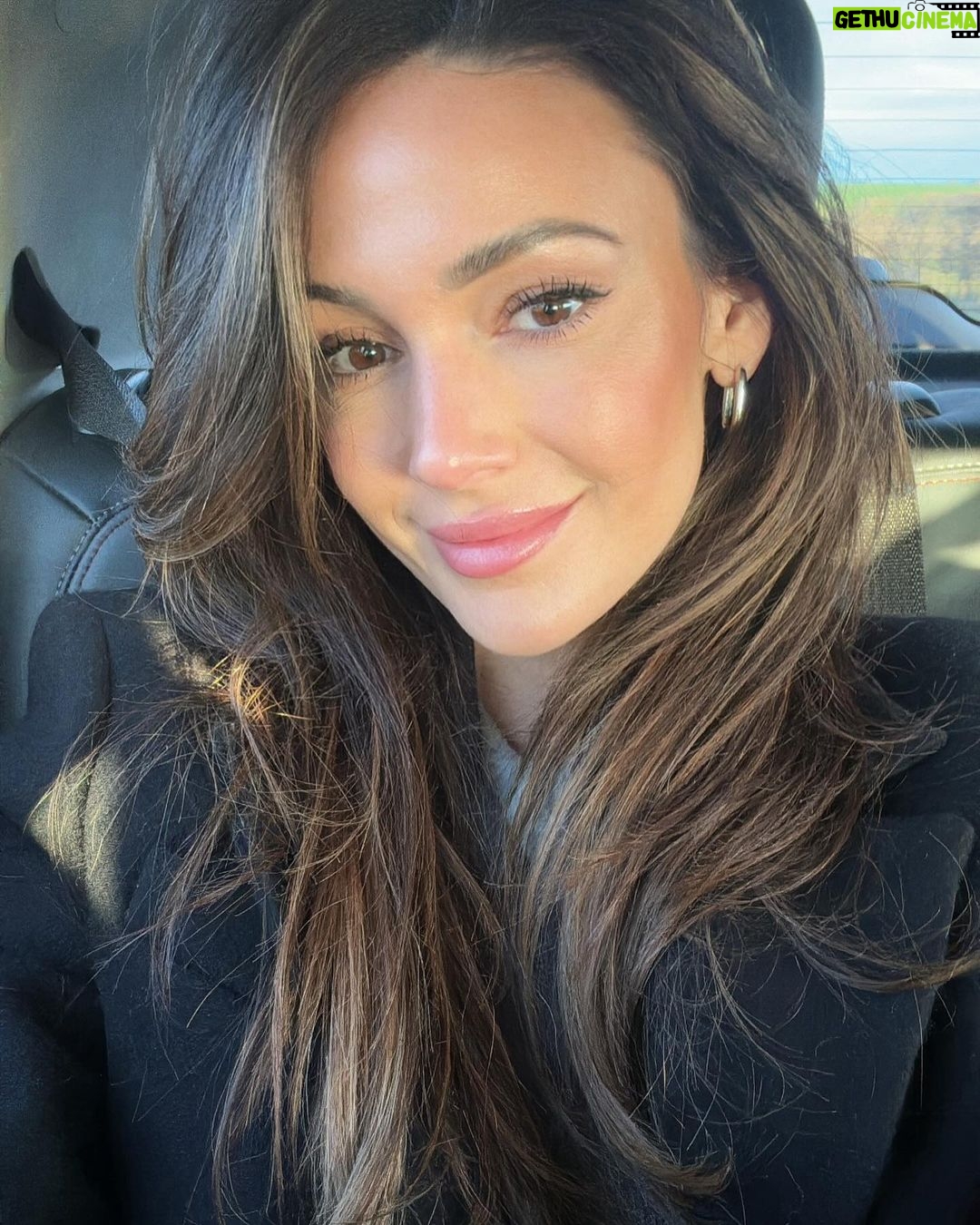 Michelle Keegan Instagram - Just a little bit of recently 🥰💋🌇