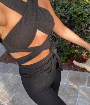 Michelle Keegan Instagram - Wearing swimwear to sushi 🍣☀️
#mybrand