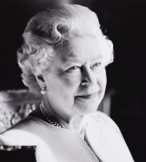 Michelle Keegan Instagram - Queen Elizabeth 
“I declare before you that my whole life, whether it be long or short shall be devoted to your service”

We thank you for your service ma’am. Rest in peace ❤️🕊