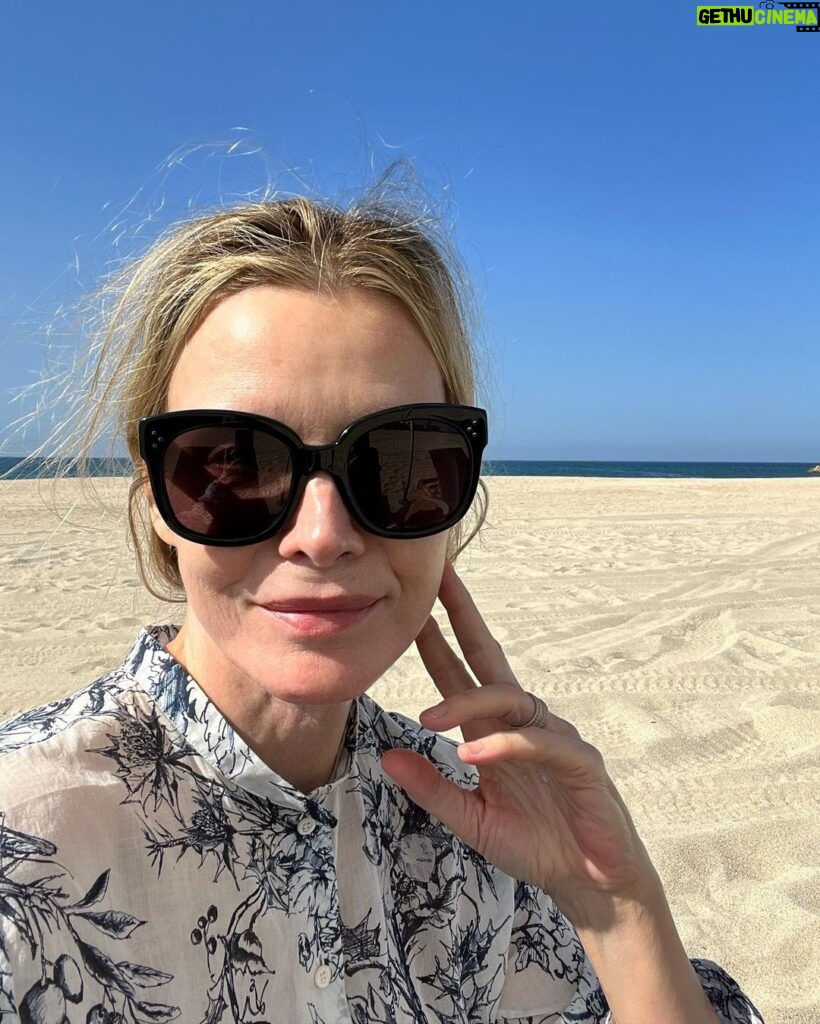 Michelle Pfeiffer Instagram - I have always found being near water to be so calming. Perhaps I was a whale in a past life. 🐳