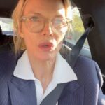 Michelle Pfeiffer Instagram – Every day is “Bring Your Cat To Work Day” for Bella. ❤️🐱