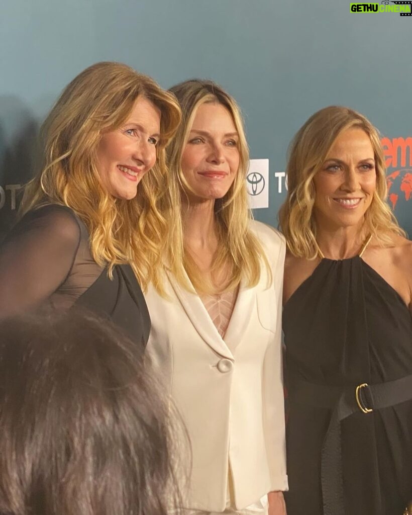 Michelle Pfeiffer Instagram - My talented & inspiring muses. @lauradern @sherylcrow My Earth-protecting superhero, @kenewg @environmentalworkinggroup My love @davidekelleyproductions 🤍 Honored to attend and support the well deserved honorees, @green4ema Awards this week.