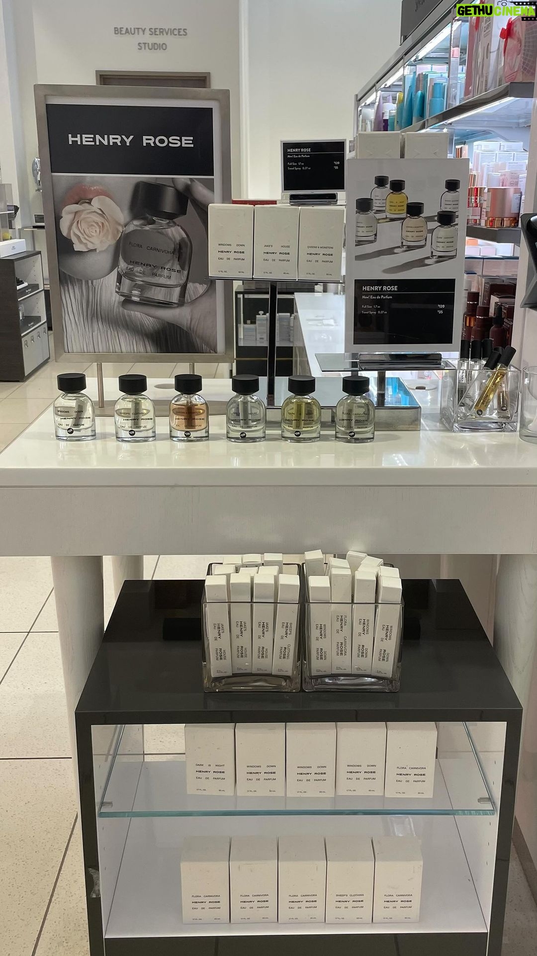 Michelle Pfeiffer Instagram - Elated to share that @henryrose has made it’s way into select @nordstrom stores. Pinching ourselves! Check out HenryRose.com to find the store nearest to you. 🤍