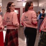 Michelle Pfeiffer Instagram – Cheers to the next generation of Pink Ladies! 💗

@riseofthepinkladies @paramountplus