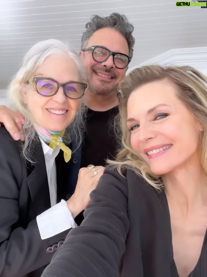 Michelle Pfeiffer Instagram - A day of press with my pals @valli.oreilly & @richardmarin. ❤️
