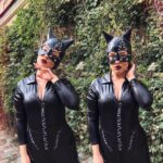 Michelle Pfeiffer Instagram - Looks like some 🐈‍⬛ is having a big year… you all look fantastic. Happy #Halloween, everyone ! 😻🎃