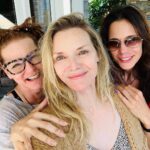 Michelle Pfeiffer Instagram – No better way to have spent the 4th of July than with my two beautiful and brilliant sisters. Lucky, lucky me. Hope you all had a nice day too 🙏🇺🇸❤️