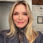 Michelle Pfeiffer Instagram - Happy Sunday, everybody ✨