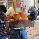Michelle Pfeiffer Instagram - The grand reveal! 🦃 Happy Thanksgiving, everyone! I am so grateful for all of you hanging out with me here. I hope your day has been spent like mine - filled with good food and lots of love. ❤️