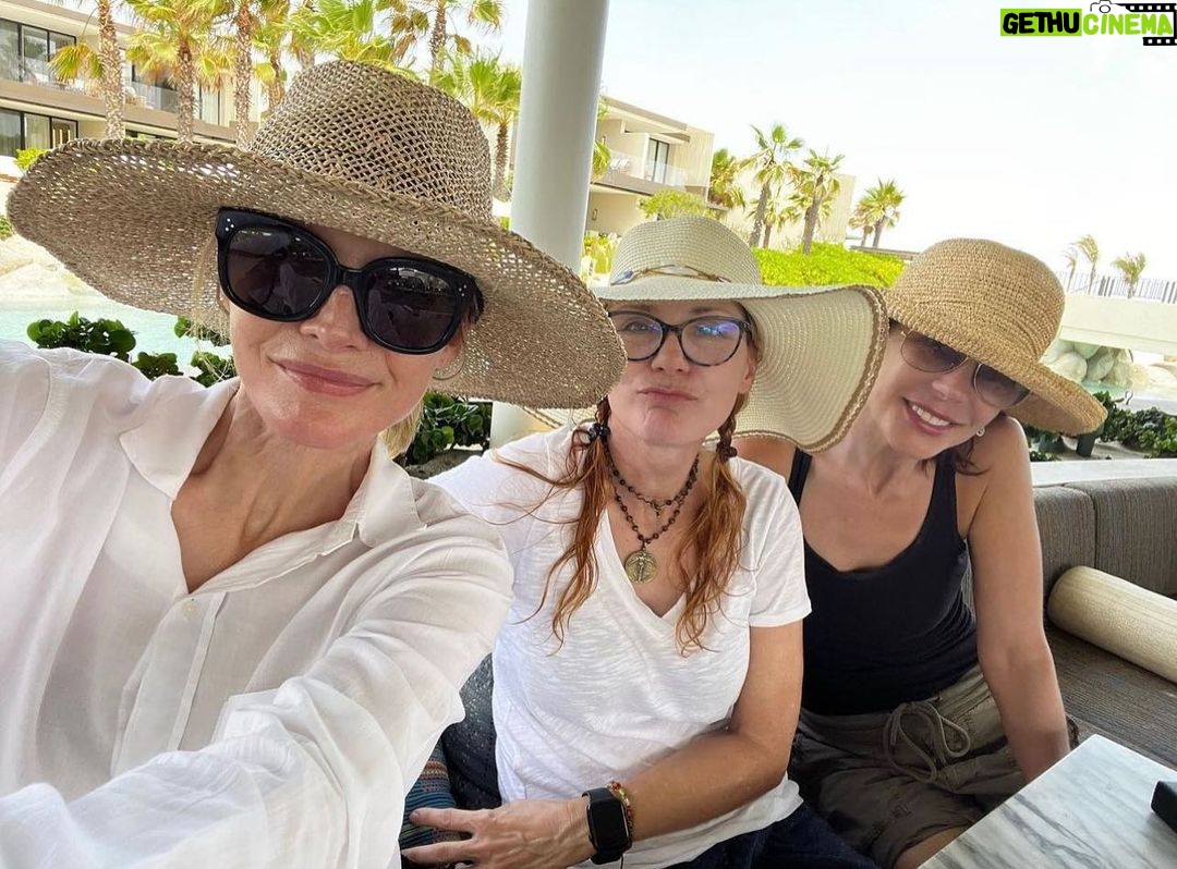 Michelle Pfeiffer Instagram - Sister trip. I cherish these two🤍