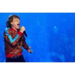 Mick Jagger Instagram – We had such a fun night in Amsterdam, so glad we could get back, thanks for sticking with us!! 
Photos: @williamrutten