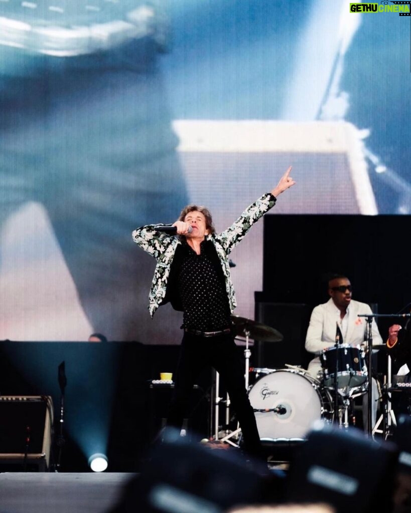 Mick Jagger Instagram - Hyde Park was so much fun last night, can’t wait to do it all again next weekend! Hyde Park, London