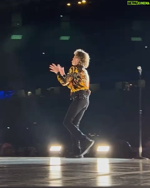 Mick Jagger Instagram - Thank you Milan, you were such a fun audience! Next stop London! Milano Stadio San Siro