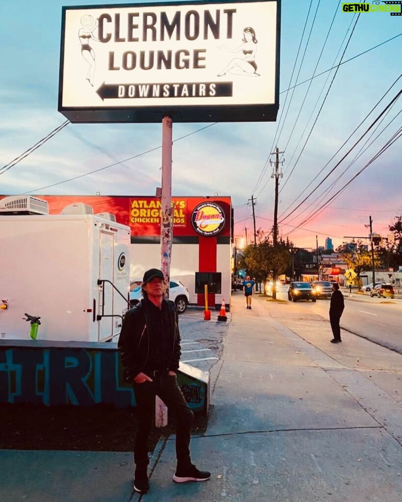 Mick Jagger Instagram - Seeing the sights of Atlanta, see you at the show tomorrow! #rollingstones #stonesnofilter #atlanta #mercedesbenzstadium