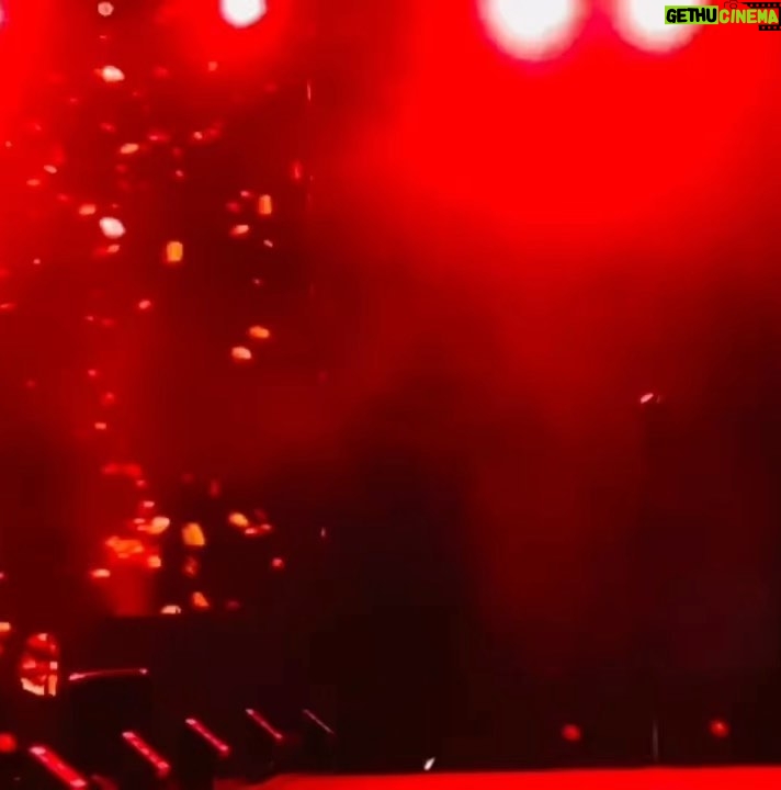 Mick Jagger Instagram - Thanks for hosting us Tampa we had an amazing night! 🎇