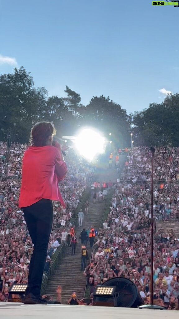 Mick Jagger Instagram - Thank you so much Berlin, what an amazing night to close the tour! And thanks to everyone who has joined us at a show this summer, we’ve had a blast! ❤️ Waldbühne Berlin