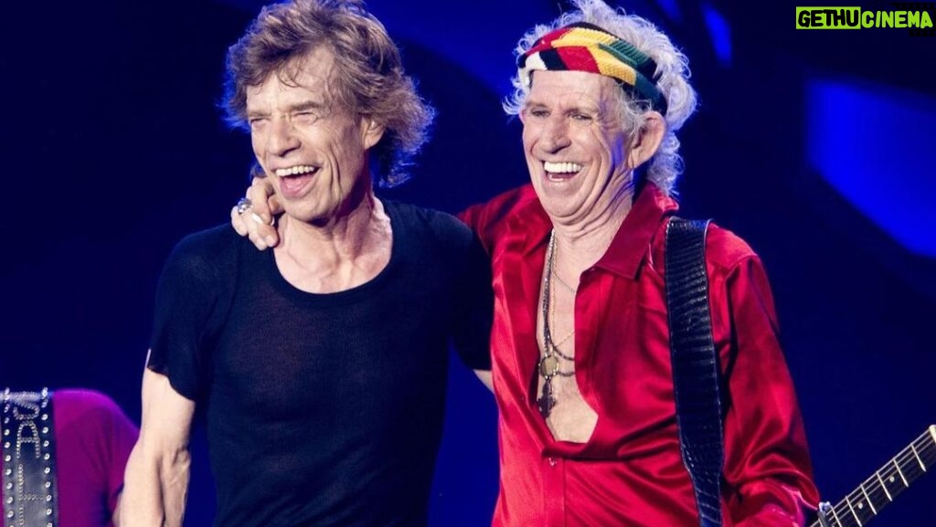 Mick Jagger Instagram - Happy birthday @officialkeef! Love Mick x