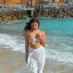 Miesha Saakshi Iyer Instagram – He held her like a seashell 
And listened to her heart. 🐚

@goldcoastfilmsofficial Bali, Indonesia