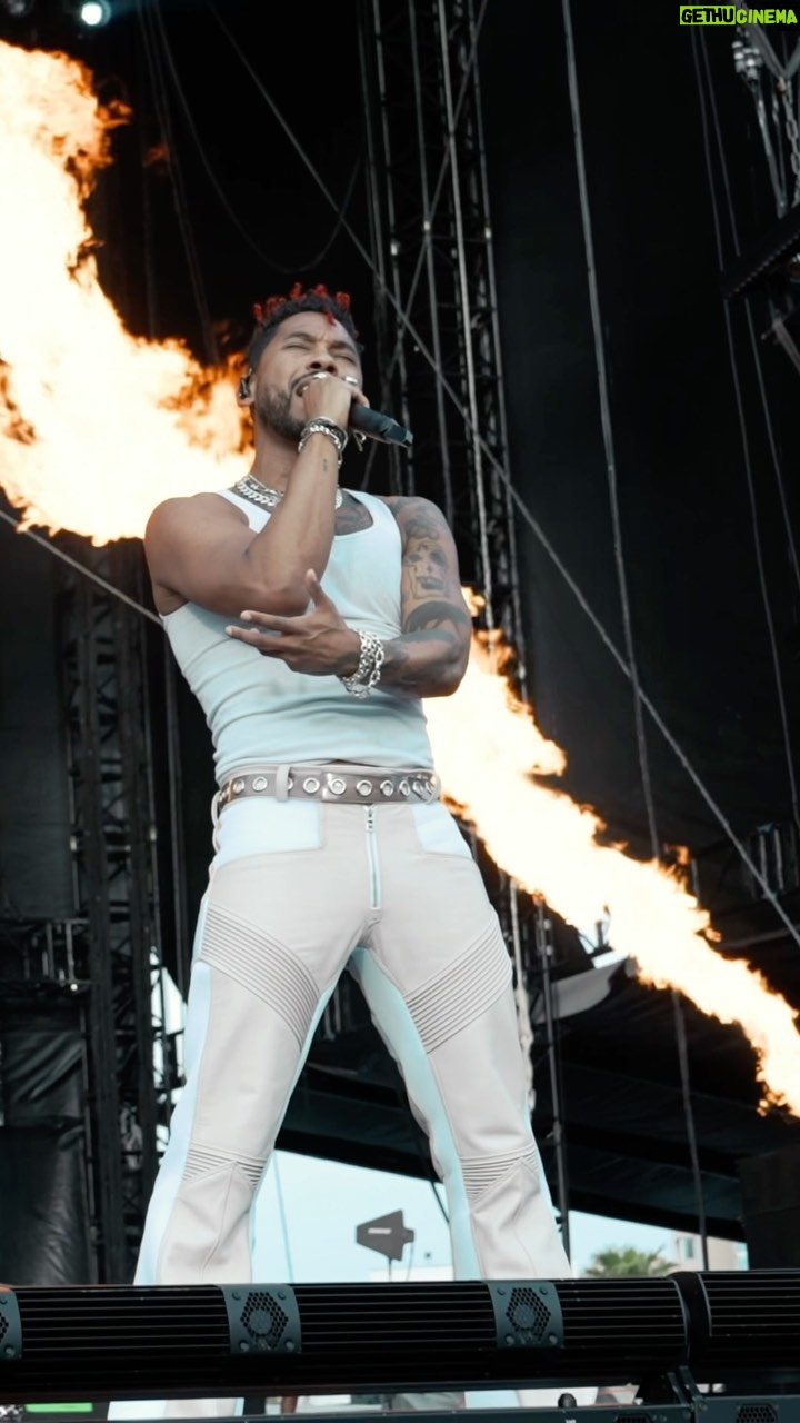 Miguel - 49.4K Likes - 🔥 LOVERS AND FRIENDS IN VEGAS 🔥