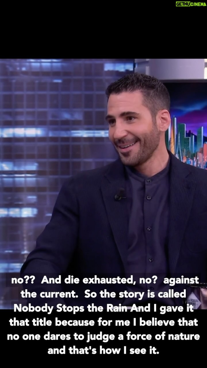 Miguel Ángel Silvestre Instagram - El deseo Ayer en @elhormiguero @pablomotos 🪡 @giorgioarmani