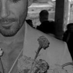 Miguel Ángel Silvestre Instagram - Noche de los muertos #galavogue @voguemexico @dior @fernan.mx @anagdev @_._ka_._ @lucero_mndz