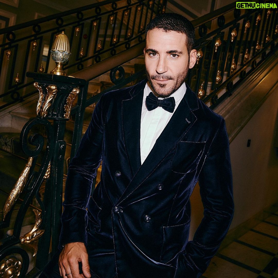 Miguel Ángel Silvestre Instagram - @armanibeauty @sansebastianfes #publi @vanityfairspain @vanityfair @giorgioarmani 📸 @andresgarlujan @r0b3rtina_ @juliette_dalton @antoniadellatte @jesus_pyn @ivansanchezz