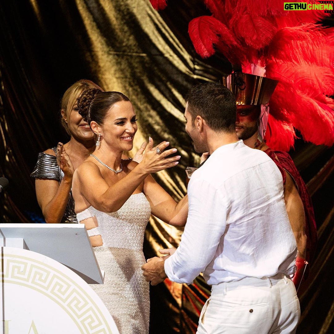 Miguel Ángel Silvestre Instagram - @fundacionstarlite 2023 @starlitefestival @antoniobanderas @giorgioarmani @sandrastarlite @ignaciomaluquer @pau_eche @carloslatre (primo mío ❤️) @rosanaoficial @valeriamazzaok @migueltorres @domingozapata …