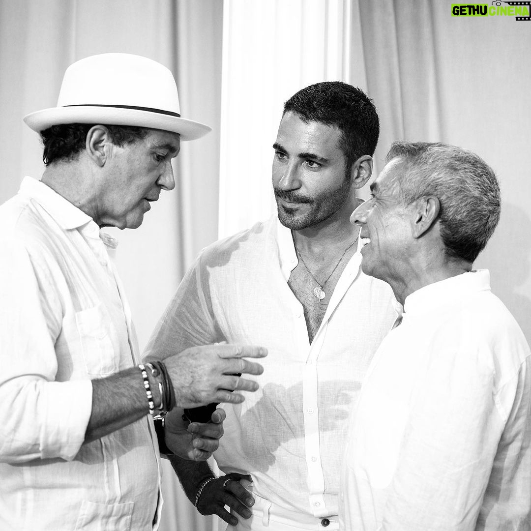 Miguel Ángel Silvestre Instagram - @fundacionstarlite 2023 @starlitefestival @antoniobanderas @giorgioarmani @sandrastarlite @ignaciomaluquer @pau_eche @carloslatre (primo mío ❤️) @rosanaoficial @valeriamazzaok @migueltorres @domingozapata …