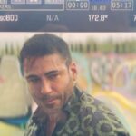 Miguel Ángel Silvestre Instagram - @skyrojo @netflix @alexpinaoficial Moisés tiene sed de venganza. Se va a dar cuenta de todas las mentiras que le han contado, pero lo que más le va a pesar es la mentira que lleva contándose toda una vida. @vancouvermediaproducciones
