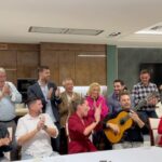Miguel Ángel Silvestre Instagram - Dos días inolvidables conociendo Andalucía con mi amigo Jose Luis, El Turronero y su preciosa familia! Gracias por vuestro cariño y generosidad sin límites. 🎤 @lauragallego_oficial @maria7354lopez @turron871 @jorgeluengomg @patri_gil_car @rowica canoruciero