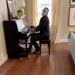 Miguel Varoni Instagram - Debut como cantante en inglés #crossover ... sensaciones varias ... de Colombia para el mundo ... #angustiaemocional ... para conciertos DM con mi esposa @catherinesiachoque