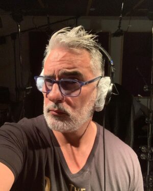 Miguel Varoni Instagram - Más de @fordlatino @zubigram ... trabajando para ustedes ...