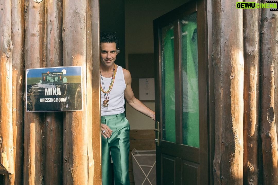 Mika Instagram - Athens 🇬🇷 first ever show here. I love this city and country and I finally got to perform here. I met a new audience but also got to hang out with so many of my dear friends whom I have gotten close to over the past few years. A dreamy night in the streets of Plaka straight out of a movie. #athens #greece 📷 @danilodauriafoto
