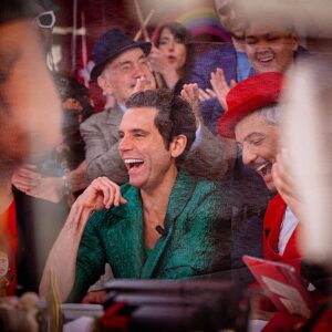 Mika Instagram - Che bel modo di iniziare la giornata qui a Roma suonando "Lollipop" con il mio amico @rosario_fiorello e i fantastici @funkoff1998

Di seguito le date degli spettacoli estivi in Italia!

What a way to start the day here in Rome performing ‘Lollipop' with my friend @rosario_fiorello and the awesome @funkoff1998

Dates for the summer shows in Italy below!

08/07 Cattollica (RN) - Arena Della Regina
10/07 Perugia - Umbria Jazz
12/07 Marostica (VI) - Marostica Summer Festival
15/07 Matera - Sonic Park Matera
16/07 Chieti - Arena La Civitella
23/07 Tarvisio (UD) - No Borders Music Festival

#mika #italy #summer #concerts

📷 @danilodauriafoto