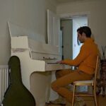Mika Instagram - Reunited with my old piano for the first time in 2 years. I sat down and started playing a bit of one of my favourite songs from the new album - 30 secondes.