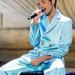 Mika Instagram - Ai Summer Hits ho voluto farvi vedere in pochi minuti cosa può fare un Piano Magico: spero di rivedere tutti voi ai miei show del tour italiano, vedrete che ci sarà lo stesso divertimento … e molte sorprese in più ! Biglietti disponibili sul mio sito e al link in bio @friendsandpartners