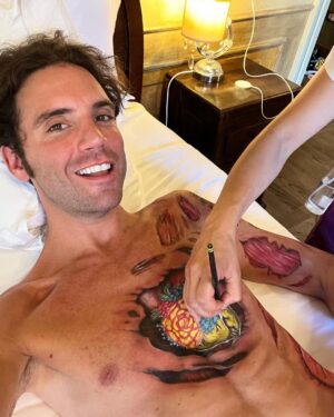 Mika Instagram - Show a little more heart ❤️ 😉