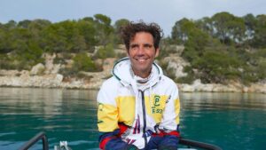 Mika Instagram - What a joyous time of year to be in Greece, and spring is finally in the air. Why is spring so powerful..? Every time it comes round. ❤️ 

📷 by my friend @adambgoodall