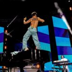 Mika Instagram - Italy! Stasera su Rai2 potrete vedere la mia performance ai Summer Hits : canterò Yo Yo, Ice Cream, Relax e Bolero con la formidabile @babykmusic @instarai2, @raiplaysound, @rairadio2, @radioitalia #summerhits 📸 @lucabrunetti_photo