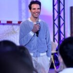 Mika Instagram - Jamais l’enfant harcelé qui redoutait d’aller à l’école n’aurait pu penser que, des années après,il retournerait dans un lycée, la tête haute, raconter comment la musique et une famille aimante lui ont permis d’être heureux ! c’est avec une grande fierté et responsabilité que je me suis associé à la semaine contre le harcélement pour partager mon expérience. c’est ca la vie. If you had told the 14 year old version of myself, who was having serious issues with bullying at school, that he would one day be talking at a lycee in front of 300 kids about my own story and experiences, he would never have believed you. For the anti bullying week of awareness in France, I went and spoke about how music and a loving family helped make me happy and gave me a future. It was an emotional experience to talk so openly about such an important subject matter that affects so many of us. #AntiBullying #FaireFace