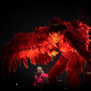 Mika Instagram - Return of the firebird 

#newshow #mikalive #apocalypsecalypsotour 

📷 @danilodauriafoto  @francescoprandoni