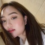 Mika Dela Cruz Instagram - Livestreaming with @shopee_ph tomorrow Oct 9 - 12:45PM 🧡🎉 Sobrang excited kamiii for the 70% off freebies & vouchers waiting for you guys!! Maagang Christmas shopping opportunity nadin with free shipping vouchers instead of you going pa to the malls 🥳 Here’s the link for those who wanna join & check it out tomorrow: https://shopee.ph/MikaDelaCruzOnShopeeLive