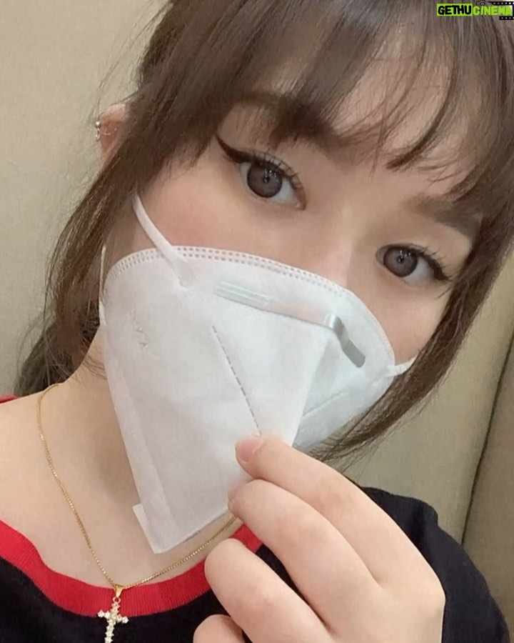 Mika Dela Cruz Instagram - my @prettysecretph lip and cheek tint stays all day even when worn underneath my facemask. during the pandemic no smudge makeup is key!! 🍓💪🏻 SHOP HERE: http://bit.ly/MikaxPrettySecret