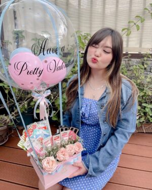 Mika Dela Cruz Instagram - my @prettysecretph family made me feel extra special this valentines!! there’s always a feeling of “kilig” whenever I receive new products from my favorite beauty brand! 💖🥲