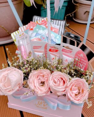 Mika Dela Cruz Instagram - my @prettysecretph family made me feel extra special this valentines!! there’s always a feeling of “kilig” whenever I receive new products from my favorite beauty brand! 💖🥲