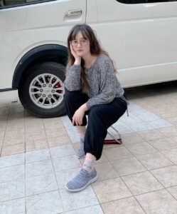Mika Dela Cruz Instagram - always comfy with @sofabph 🤍