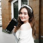 Mika Dela Cruz Instagram - [my old joycons had a few scratches na due to @zackwey clumsiness] 🙈 buti nalang nandyan ang @mymodsph ang bilis nagawan ng paraan! they look so pretty na!! 🥺 i chose this matte black shell with a white button theme going on + some pastel accent buttons for a pop of color 😌 if you guys are also interested in customizing your nintendo switch, pls do check them out. they are super reliable and offer same day installation, kaya di niyo masyadong mamimiss switch niyo hehe. dahil diyan i will resume streaming later 6PM on my FB Page, kita kits!! ⚡️🤍🎮 🤟🏻
