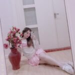 Mika Dela Cruz Instagram - these slip on bling rubber shoes from @sofabph took yesterday’s tiktok getup to another level 💖🤟🏻⚡️👋🏻
